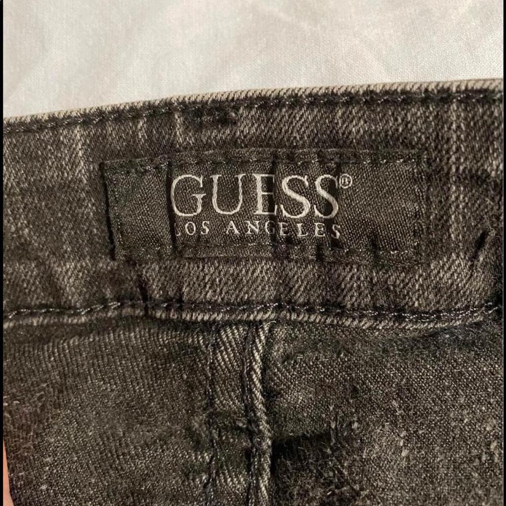 Black Guess Jeans - Picture 2 of 3